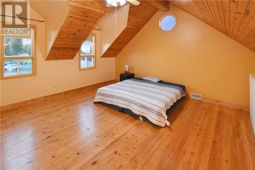 3977 Regional Road 15, Chelmsford, ON - Indoor Photo Showing Bedroom