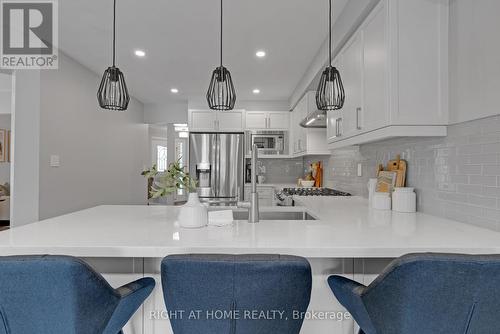 178 High Street, Clarington (Bowmanville), ON - Indoor Photo Showing Kitchen With Upgraded Kitchen