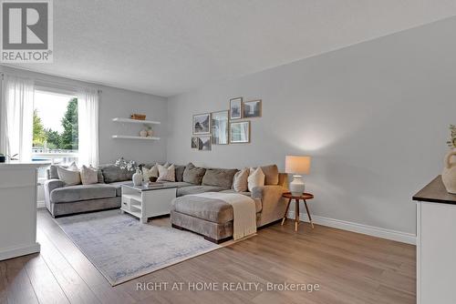 178 High Street, Clarington (Bowmanville), ON - Indoor Photo Showing Living Room