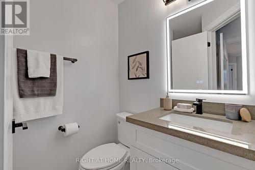 178 High Street, Clarington (Bowmanville), ON - Indoor Photo Showing Bathroom