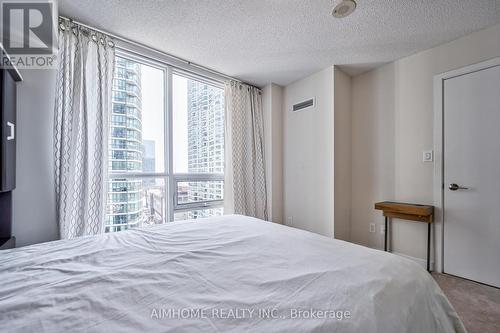 1508 - 33 Bay Street, Toronto (Waterfront Communities), ON - Indoor Photo Showing Bedroom