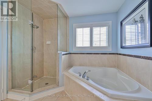 27 Asner Avenue, Vaughan, ON - Indoor Photo Showing Bathroom