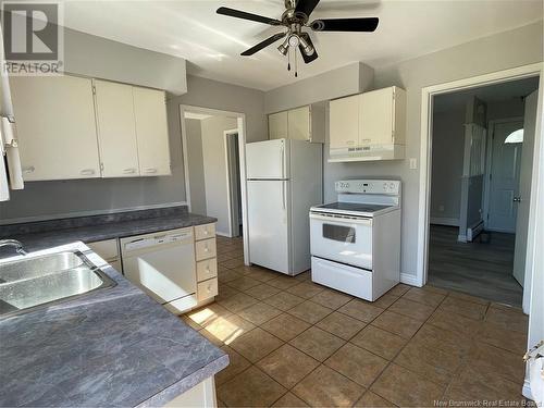 162 Riverhill Drive, Saint John, NB - Indoor Photo Showing Kitchen