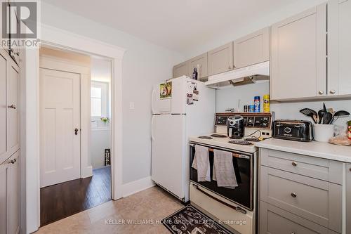 127 Mill Street, Kitchener, ON - Indoor Photo Showing Kitchen