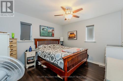 127 Mill Street, Kitchener, ON - Indoor Photo Showing Bedroom