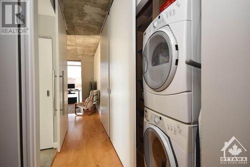 179 George Street Unit#806, Ottawa, ON - Indoor Photo Showing Laundry Room