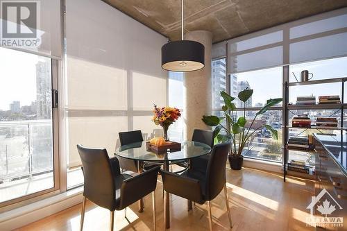 179 George Street Unit#806, Ottawa, ON - Indoor Photo Showing Dining Room