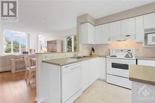 84 Briston Private, Ottawa, ON - Indoor Photo Showing Kitchen With Double Sink