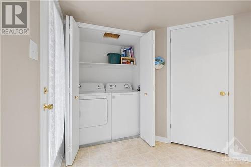 84 Briston Private, Ottawa, ON - Indoor Photo Showing Laundry Room