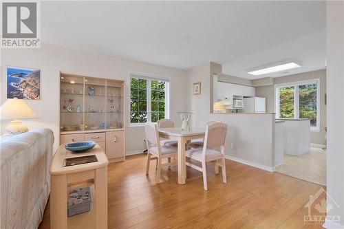 84 Briston Private, Ottawa, ON - Indoor Photo Showing Dining Room