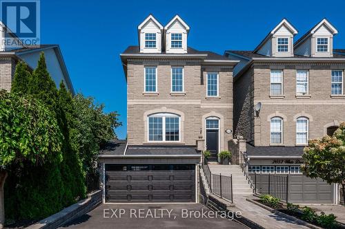 2059 White Dove Circle, Oakville (West Oak Trails), ON - Outdoor With Facade