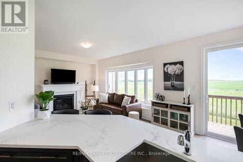 632 Mcmullen Street, Shelburne, ON - Indoor With Fireplace