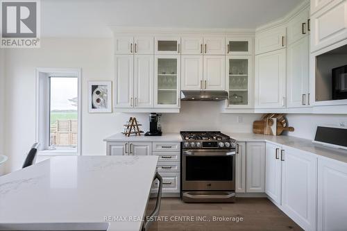 632 Mcmullen Street, Shelburne, ON - Indoor Photo Showing Kitchen