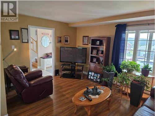 27 Carson Drive, Wabush, NL - Indoor Photo Showing Living Room