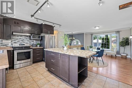 15 Jason Crescent, Quinte West, ON - Indoor Photo Showing Kitchen With Upgraded Kitchen