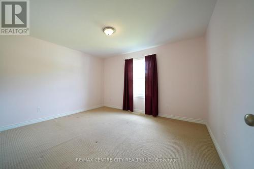 11 Pittao Place, Strathroy-Caradoc (Ne), ON - Indoor Photo Showing Other Room