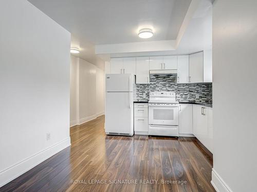 Main-250 Nairn Ave, Toronto, ON - Indoor Photo Showing Kitchen