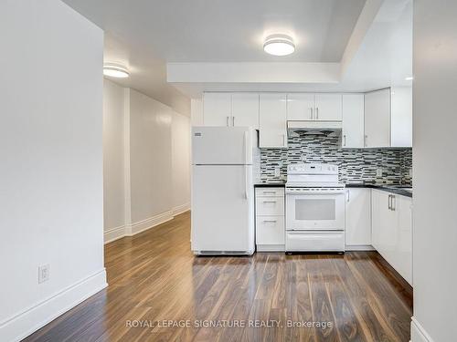 Main-250 Nairn Ave, Toronto, ON - Indoor Photo Showing Kitchen