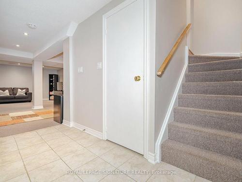 1324 Weir Chse, Mississauga, ON - Indoor Photo Showing Other Room