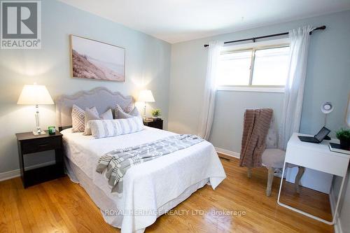 824 Florell Drive, Oshawa (Donevan), ON - Indoor Photo Showing Bedroom