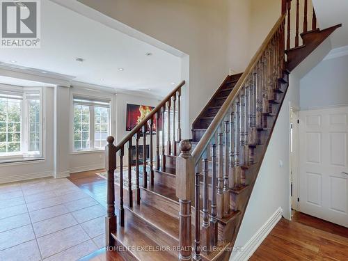 6 Dietzman Court, Richmond Hill, ON - Indoor Photo Showing Other Room