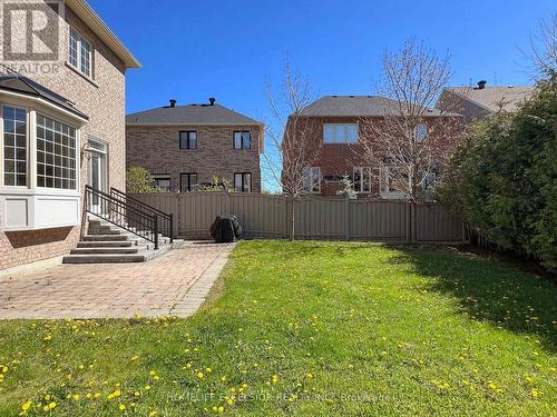 6 Dietzman Court, Richmond Hill (Oak Ridges), ON - Outdoor