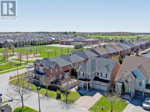 6 Dietzman Court, Richmond Hill, ON - Outdoor With Facade