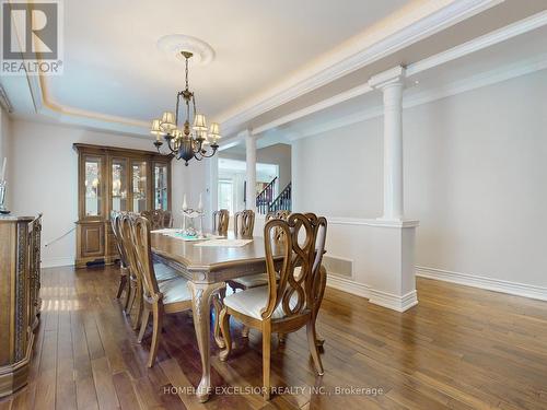 6 Dietzman Court, Richmond Hill (Oak Ridges), ON - Indoor Photo Showing Dining Room