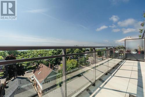 608 - 665 Kingston Road, Toronto (The Beaches), ON - Outdoor With Balcony With View