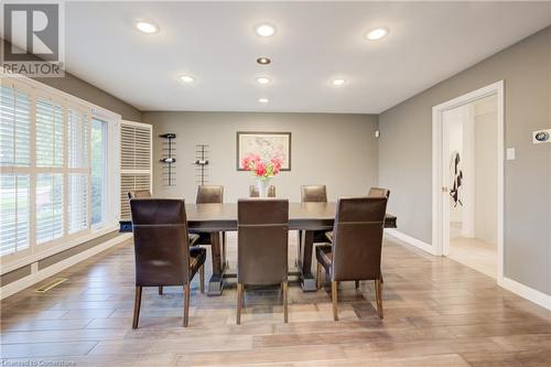 587 Manorwood Court, Waterloo, ON - Indoor Photo Showing Dining Room