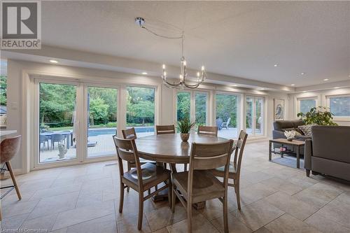 587 Manorwood Court, Waterloo, ON - Indoor Photo Showing Dining Room