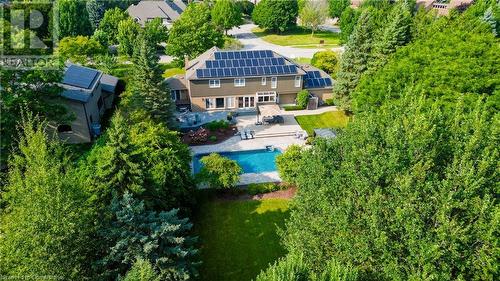 587 Manorwood Court, Waterloo, ON - Outdoor