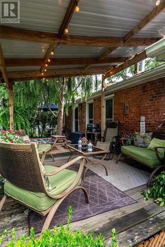 202 Adelaide Street South, Chatham, ON - Outdoor With Deck Patio Veranda With Exterior