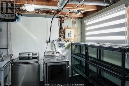 3206 Forest Glade Drive, Windsor, ON - Indoor Photo Showing Laundry Room