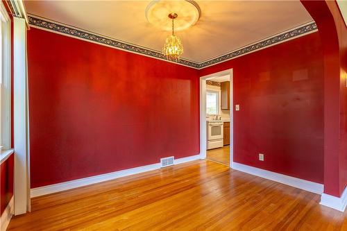 74 Beamer Avenue, St. Catharines, ON - Indoor Photo Showing Other Room