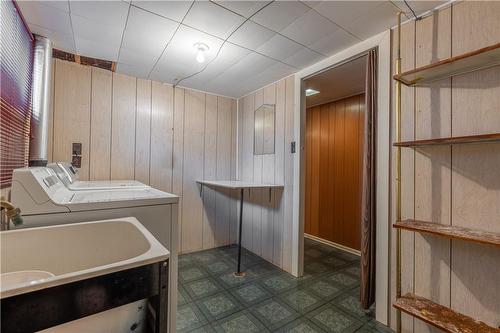 74 Beamer Avenue, St. Catharines, ON - Indoor Photo Showing Laundry Room