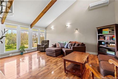 1067 Route 114, Lower Coverdale, NB - Indoor Photo Showing Living Room