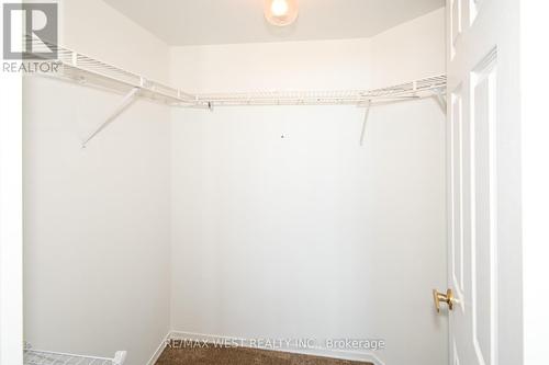 3233 Eglinton Avenue, Toronto (Scarborough Village), ON - Indoor With Storage