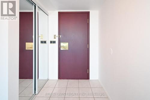 1604 - 3233 Eglinton Avenue, Toronto (Scarborough Village), ON - Indoor Photo Showing Other Room