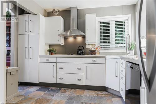 407047 Grey Road 4, Grey Highlands, ON - Indoor Photo Showing Kitchen