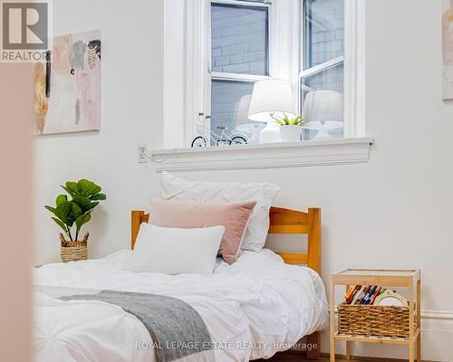 240 Jones Avenue, Toronto (South Riverdale), ON - Indoor Photo Showing Bedroom