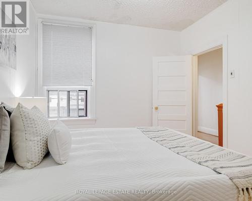 240 Jones Avenue, Toronto (South Riverdale), ON - Indoor Photo Showing Bedroom