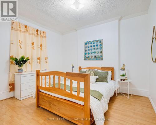 240 Jones Avenue, Toronto (South Riverdale), ON - Indoor Photo Showing Bedroom