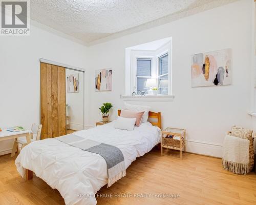 240 Jones Avenue, Toronto (South Riverdale), ON - Indoor Photo Showing Bedroom