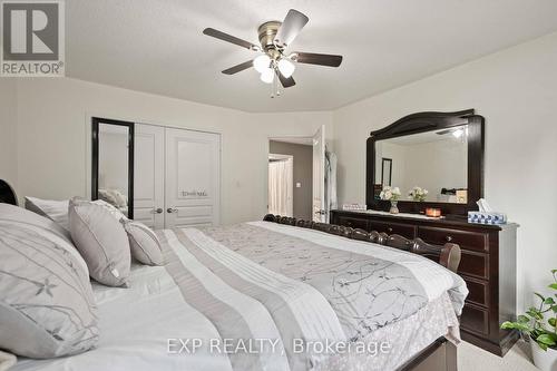 209 Norland Circle, Oshawa (Windfields), ON - Indoor Photo Showing Bedroom