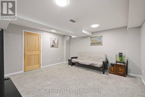 209 Norland Circle, Oshawa (Windfields), ON - Indoor Photo Showing Other Room