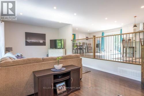 1081 Birchview Road, Douro-Dummer, ON - Indoor Photo Showing Living Room