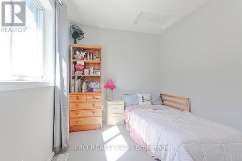 11C - 388 Old Huron Road, Kitchener, ON - Indoor Photo Showing Bedroom