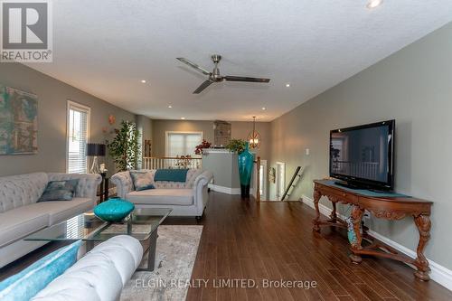 67 Shaw Boulevard, Central Elgin (Lynhurst), ON - Indoor Photo Showing Other Room