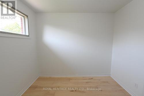 324 Rosedale Drive, Whitby (Downtown Whitby), ON - Indoor Photo Showing Other Room